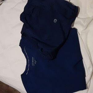 Wonder wink size small navy blue scrub set